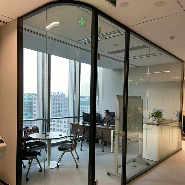 Good Price Modern Design Soundproof Demountable Double-layer Panoramic Glass Partition Wall for Office Frameless