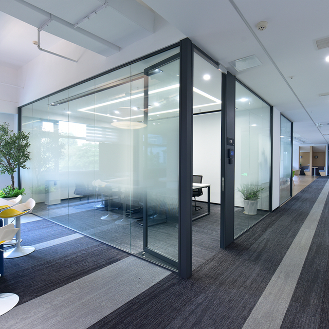 Custom Size Modern Privacy Screen OEM 90A Frosted Glass Partition for Office Spaces
