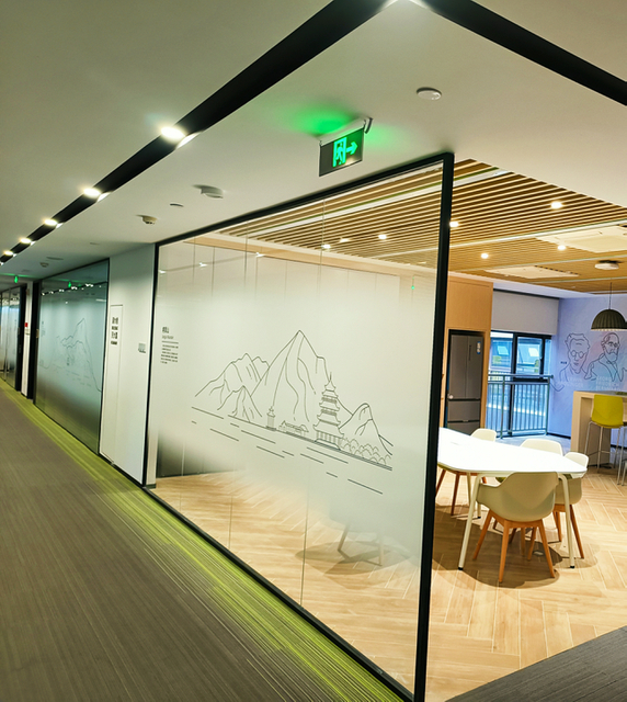 Soundproof Frame Aluminum Alloy Demountable Tempered Clear Office Glass Partition,Fireproof Glass Partition