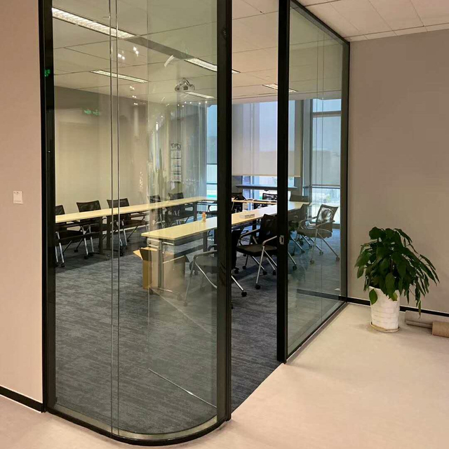 Novel Design Office Building Factory Explosion-Proof And Soundproof Office Panoramic Tempered Glass Partition