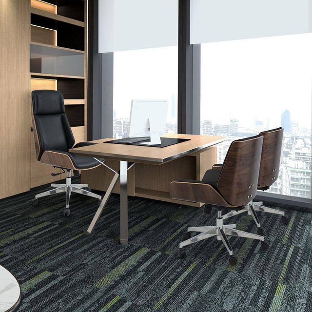 Modern Upholstery and Aluminum Base Executive Chair with PVC Leather Rolling Office Chair for Corporate Offices