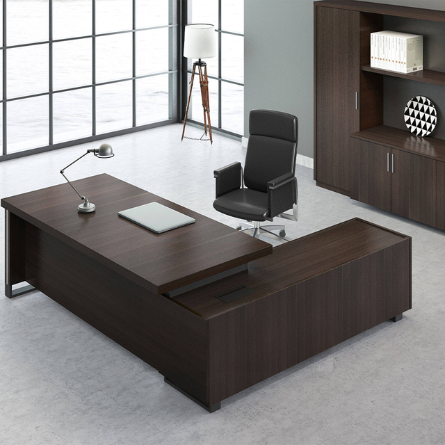 Luxury Custom-Made Executive Seat Leather Office Chairs with Wheels for VIP Offices